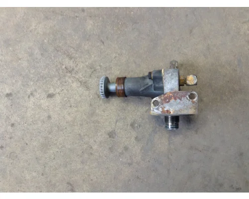 CAT 3208 Fuel Filter Base