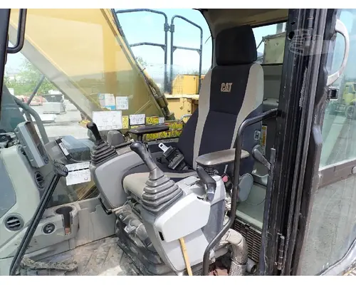 CAT 325C Equipment (Whole Vehicle)