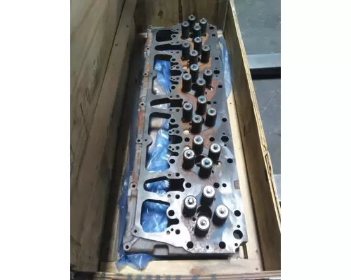 CAT 3306-DI CYLINDER HEAD