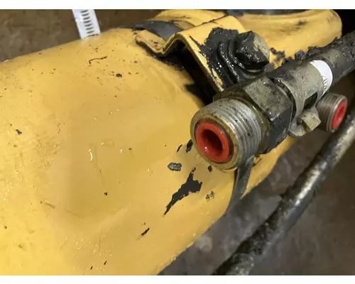 CAT 430D Equip Hydraulic Cylinder