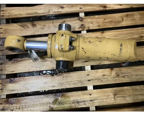 CAT 430D Equip Hydraulic Cylinder