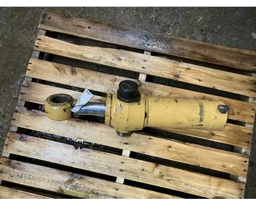 CAT 430D Equip Hydraulic Cylinder