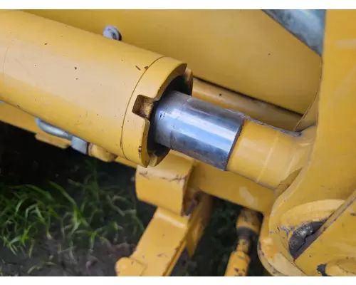 CAT 430D Equip Hydraulic Cylinder