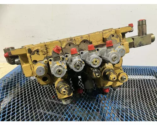 CAT 430D Equip Hydraulic Valve