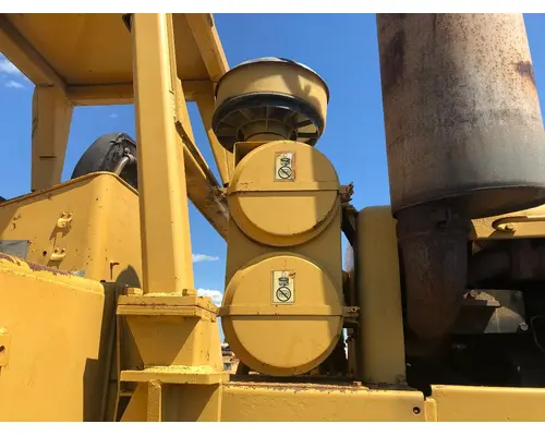 CAT 825B Equip Air Cleaner