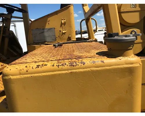 CAT 825B Equip Fuel Tank