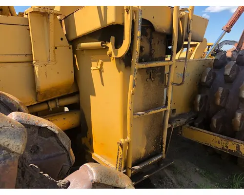 CAT 825B Equip Hydraulic TankReservoir