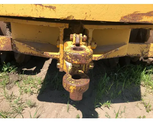 CAT 825B Equip Tow Hook