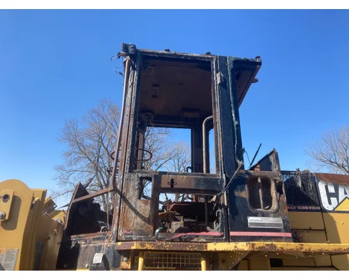 CAT 928G Equip Cab Entry Door