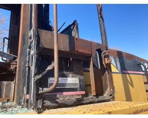 CAT 928G Equip Cab Entry Door