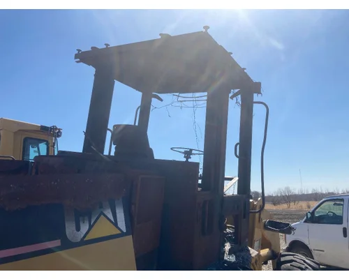 CAT 928G Equip Cab