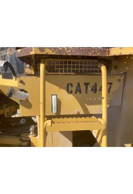 CAT 928G Equip Panel/Cover