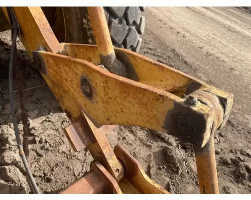 CAT 930 Equip Linkage