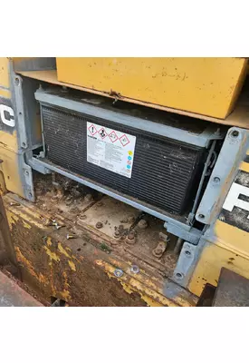 CAT 931C Battery Box