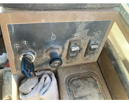 CAT 950F Equip Dash Panel