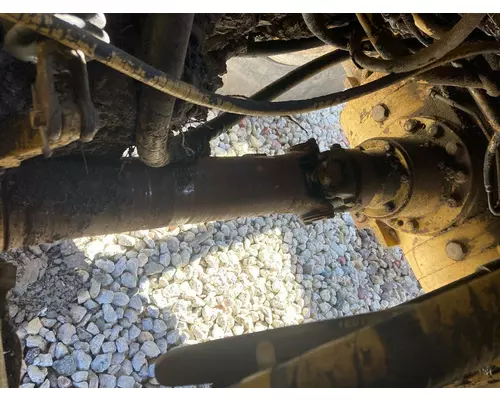 CAT 950F Equip Drive Shaft