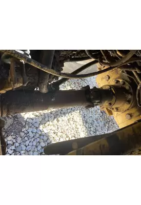 CAT 950F Equip Drive Shaft