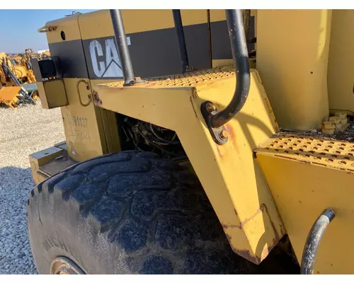 CAT 950F Equip Fender