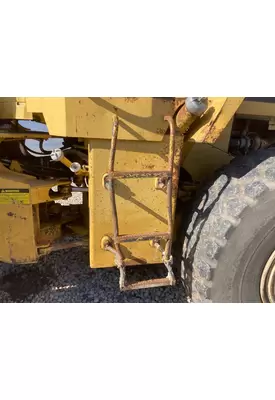 CAT 950F Equip Step