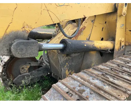 CAT 953 Equip Hydraulic Cylinder