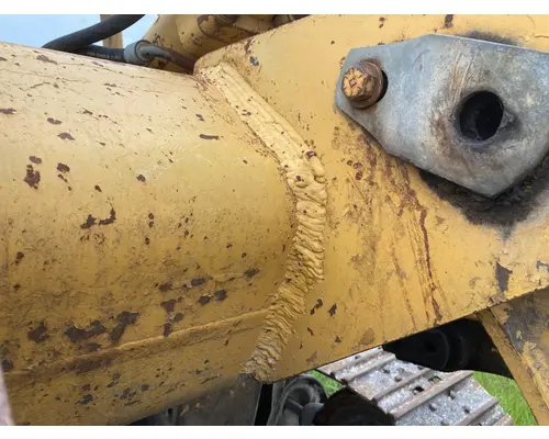 CAT 953 Equip Loader Arm