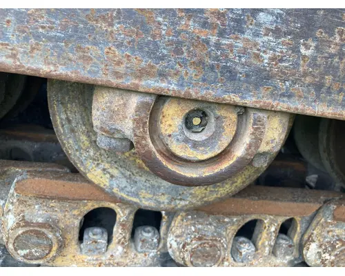 CAT 953 Equip Track Roller