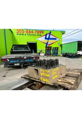 CAT BIG CAM Cylinder Head