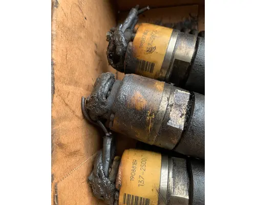 CAT C-12 Fuel Injector