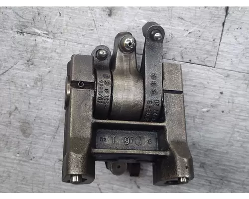 CAT C-12 Rocker Arm