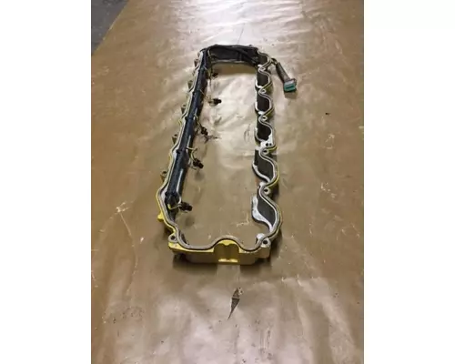 CAT C-12 Valve Cover