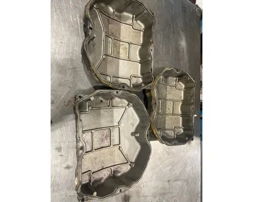 CAT C-12 Valve Cover