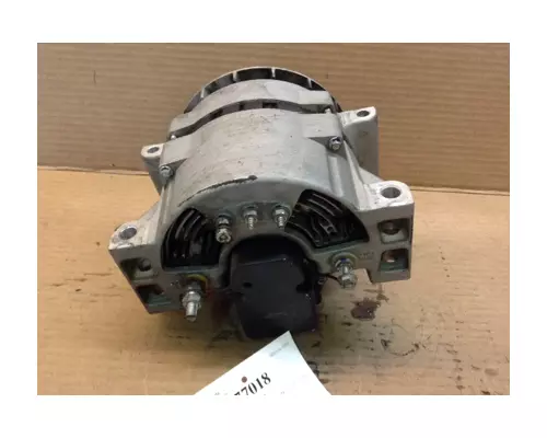 CAT C-13 Alternator