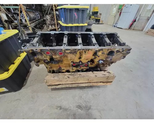 CAT C-13 Cylinder Block