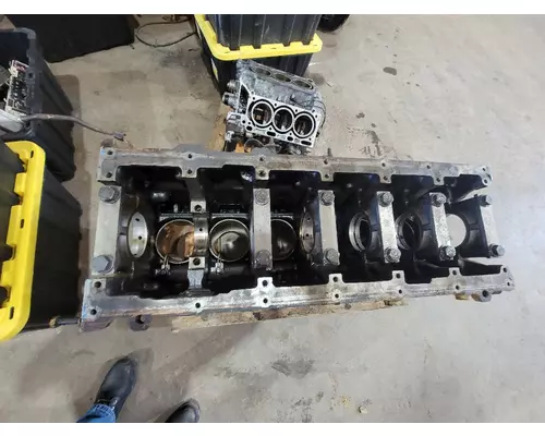 CAT C-13 Cylinder Block