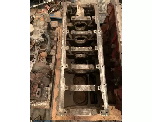 CAT C-13 Cylinder Block