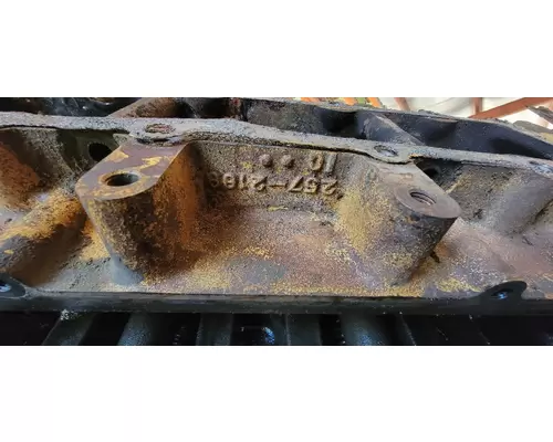 CAT C-13 Cylinder Head