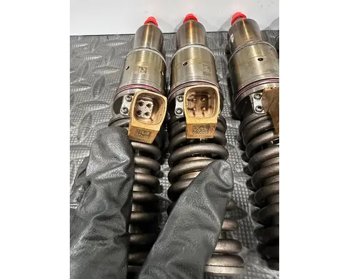 CAT C-13 Fuel Injector