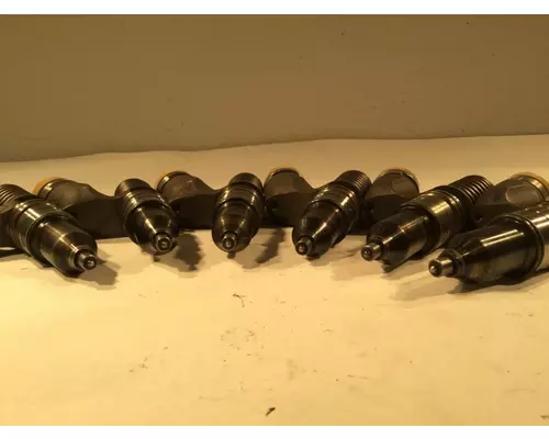 CAT C-13 Fuel Injector