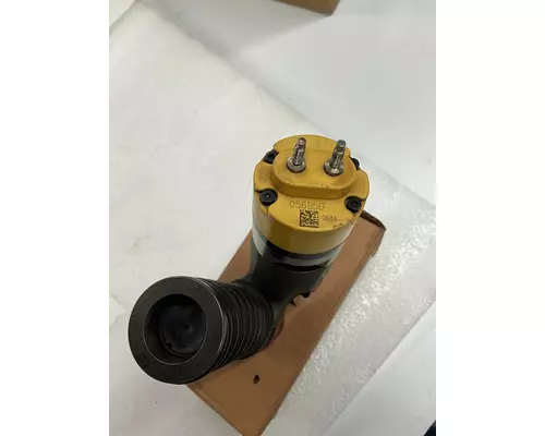 CAT C-13 Fuel Injector