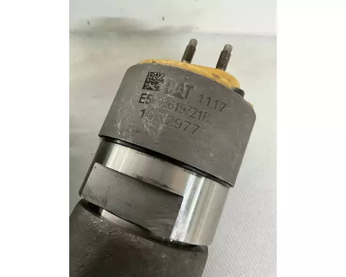 CAT C-13 Fuel Injector