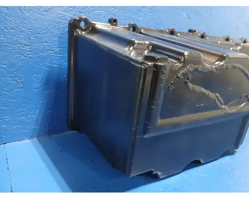 CAT C-13 Oil Pan