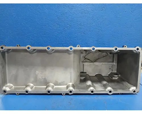 CAT C-13 Oil Pan