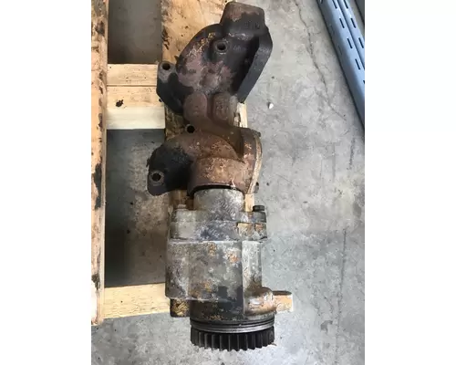 CAT C-13 Oil Pump