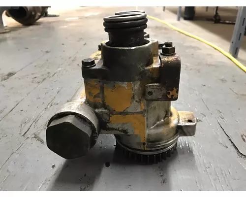 CAT C-13 Oil Pump