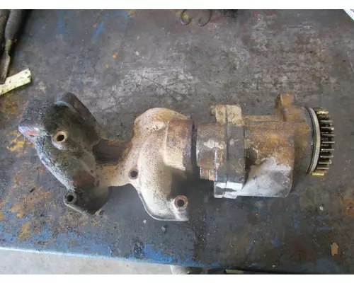 CAT C-13 Oil Pump