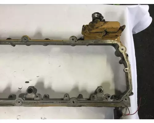 CAT C-13 Valve Cover