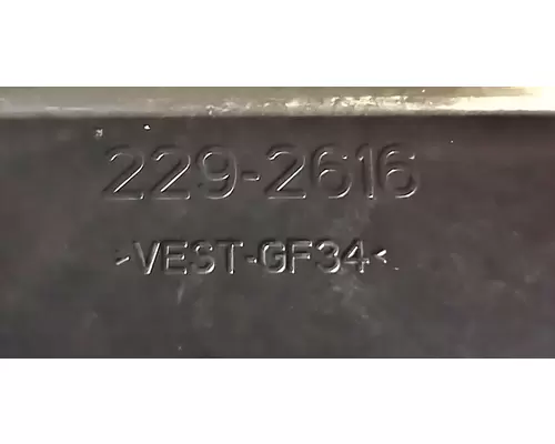 CAT C-13 Valve Cover