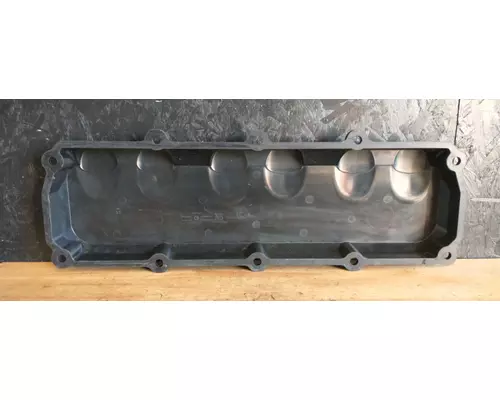 CAT C-13 Valve Cover