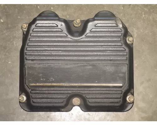 CAT C-15 ACERT Valve Cover