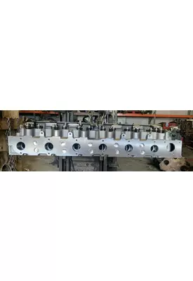 CAT C-15 Cylinder Head